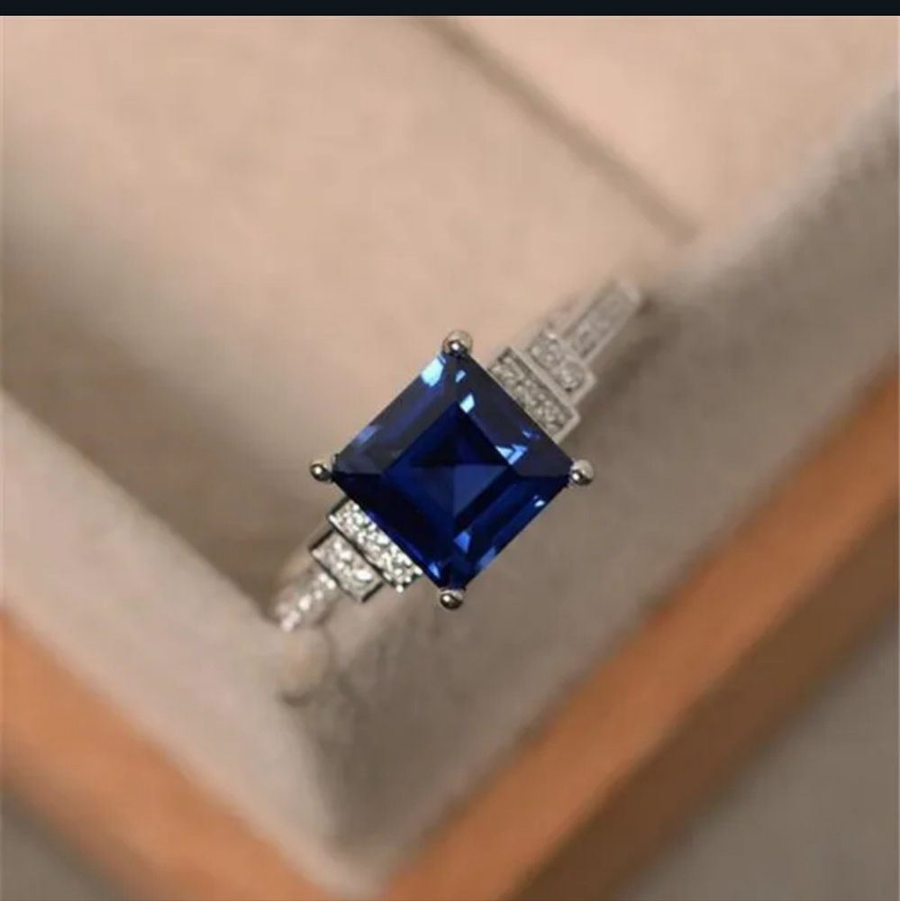 New 925 Solid Sterling Silver Ring - image 2